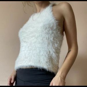 Kendal and Kylie fuzzy top